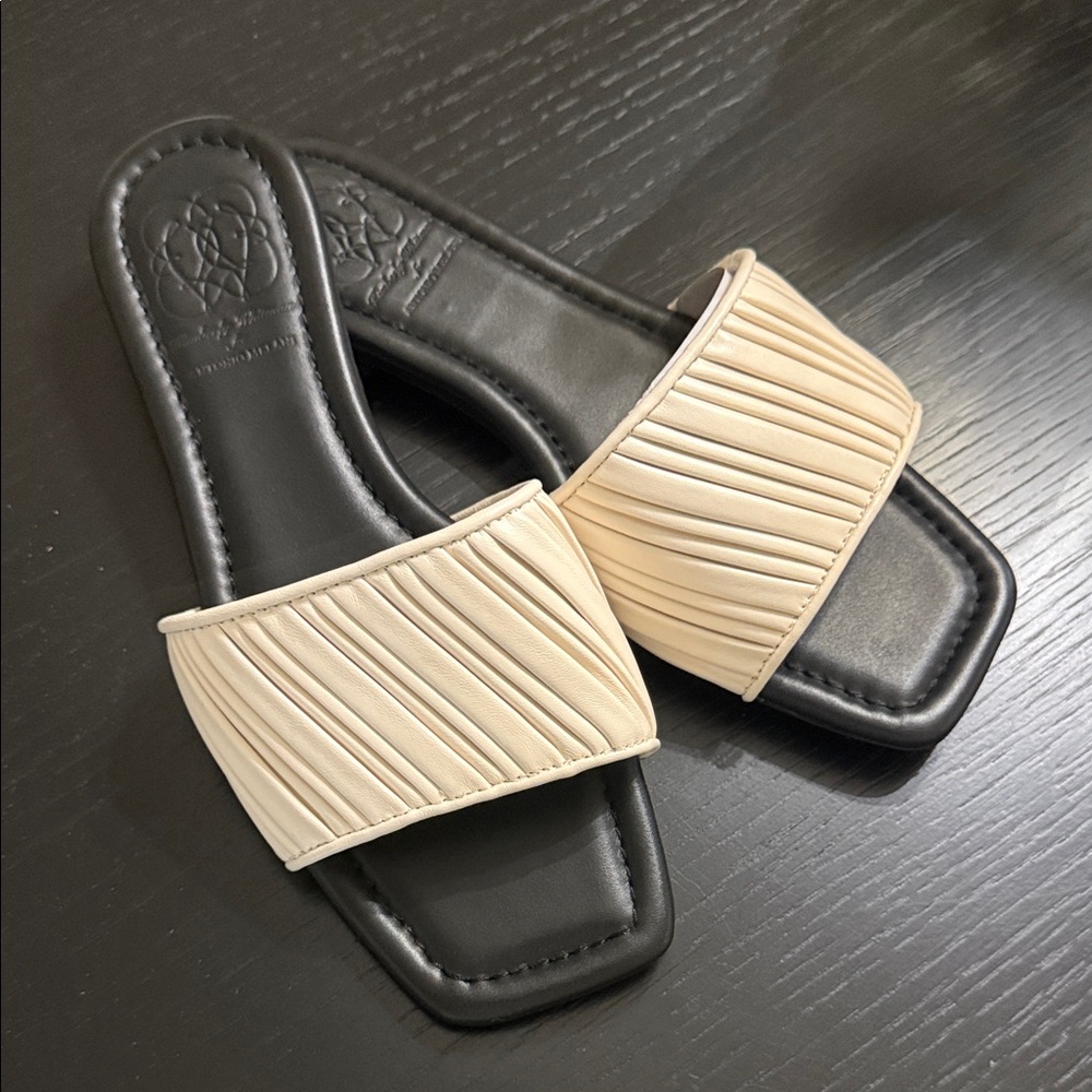 ANTONIO MELANI Cream Slide Sandals
